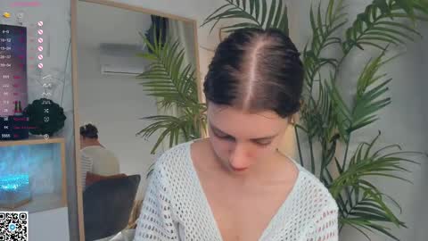 Snapshot of vibes_of_joy chatting on February 22, 2025, 3:47 pm Mikky online show from February 22, 2025, 3:47 pm