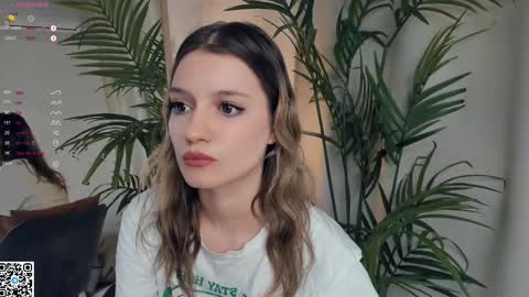 Snapshot of vibes_of_joy chatting on February 24, 2025, 2:04 pm Mikky online show from February 24, 2025, 2:04 pm