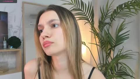 Snapshot of vibes_of_joy chatting on March 3, 2025, 2:26 pm Mikky online show from March 3, 2025, 2:26 pm