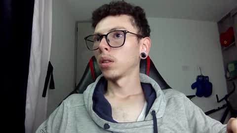 Snapshot of vicent_brais chatting on December 5, 2024, 10:33 am Vicent Brais online show from December 5, 2024, 10:33 am