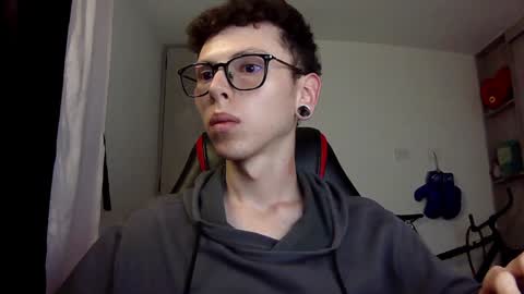 Snapshot of vicent_brais chatting on December 7, 2024, 8:22 am Vicent Brais online show from December 7, 2024, 8:22 am