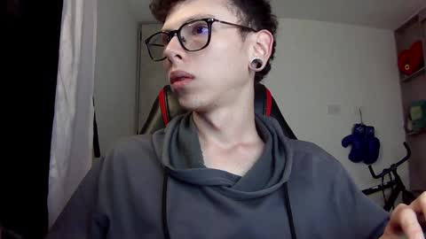 Snapshot of vicent_brais chatting on December 10, 2024, 7:47 am Vicent Brais online show from December 10, 2024, 7:47 am