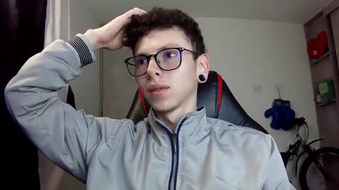 Snapshot of vicent_brais chatting on December 14, 2024, 5:18 am Vicent Brais online show from December 14, 2024, 5:18 am