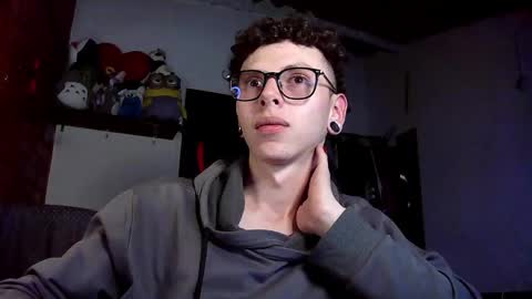 Snapshot of vicent_brais chatting on February 21, 2025, 10:26 pm Vicent Brais online show from February 21, 2025, 10:26 pm