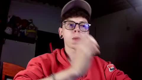 Snapshot of vicent_brais chatting on February 25, 2025, 12:58 am Vicent Brais online show from February 25, 2025, 12:58 am