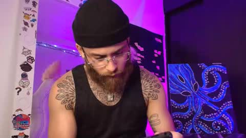 vickingcock7 online show from December 15, 2025, 5:01 am