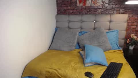 Snapshot of vicky_bass chatting on March 9, 2025, 7:48 pm VICTORIA online show from March 9, 2025, 7:48 pm