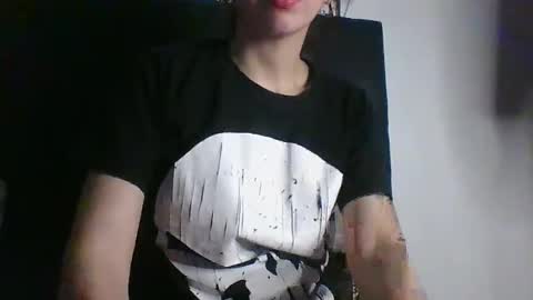 vickybratx online show from September 21, 2025, 5:53 am