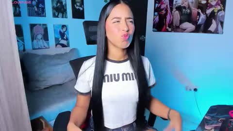 Snapshot of vickysth1 chatting on November 29, 2025, 10:35 pm VICTORIA 3 online show from November 29, 2025, 10:35 pm