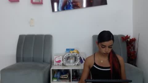 vickyxdany online show from January 27, 2025, 5:58 pm