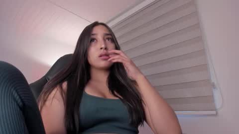 Victoria  online show from September 12, 2025, 9:04 pm