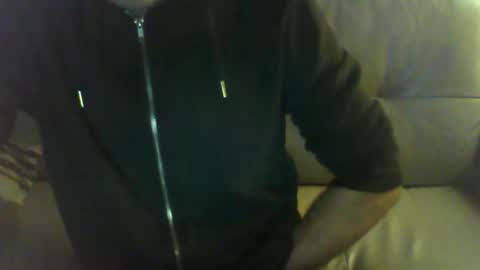 victor_1486 online show from September 18, 2025, 9:28 pm