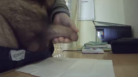 Snapshot of victorhume chatting on December 9, 2024, 9:49 am VictorHume online show from December 9, 2024, 9:49 am