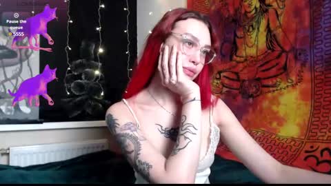 victori_luxury online show from December 6, 2024, 5:00 pm