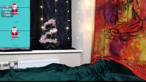 victori_luxury online show from December 14, 2024, 12:12 pm