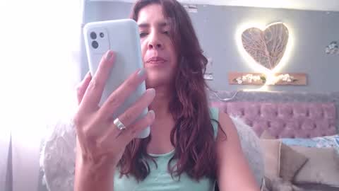 Snapshot of victoria25_meester chatting on December 5, 2024, 1:28 pm Hi guys Im victoria Be the one who can control me in PVT online show from December 5, 2024, 1:28 pm