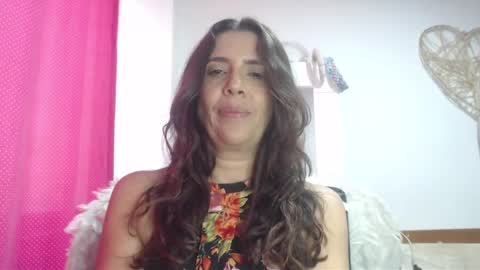 Snapshot of victoria25_meester chatting on January 17, 2025, 3:43 pm Hi guys Im victoria Be the one who can control me in PVT online show from January 17, 2025, 3:43 pm