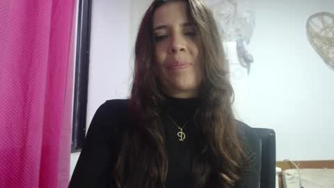 Snapshot of victoria25_meester chatting on January 23, 2025, 10:01 pm Hi guys Im victoria Be the one who can control me in PVT online show from January 23, 2025, 10:01 pm