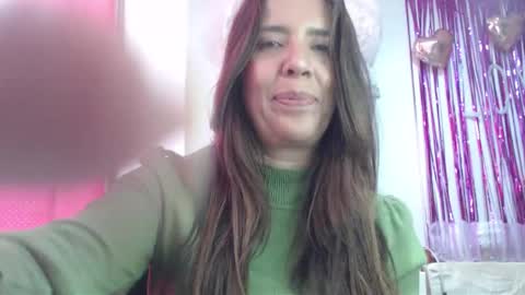 Snapshot of victoria25_meester chatting on February 20, 2025, 4:25 pm Hi guys Im victoria Be the one who can control me in PVT online show from February 20, 2025, 4:25 pm