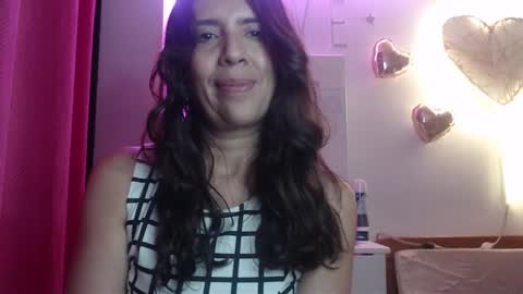 Snapshot of victoria25_meester chatting on February 27, 2025, 11:37 pm Hi guys Im victoria Be the one who can control me in PVT online show from February 27, 2025, 11:37 pm