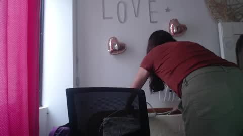 Snapshot of victoria25_meester chatting on March 10, 2025, 4:46 pm Hi guys Im victoria Be the one who can control me in PVT online show from March 10, 2025, 4:46 pm