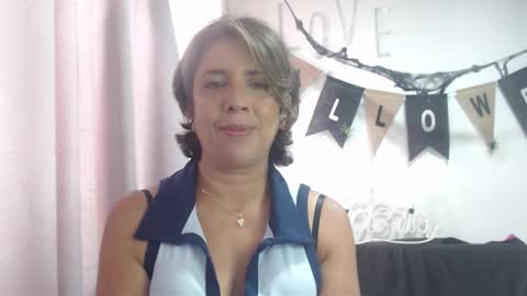 Snapshot of victoria25_meester chatting on October 11, 2025, 3:32 pm Hi guys Im victoria Be the one who can control me in PVT online show from October 11, 2025, 3:32 pm