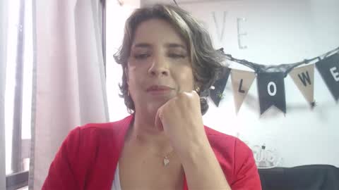 Snapshot of victoria25_meester chatting on October 19, 2025, 7:47 pm Hi guys Im victoria Be the one who can control me in PVT online show from October 19, 2025, 7:47 pm