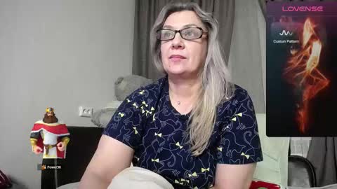 victoria50 online show from November 9, 2025, 10:46 am