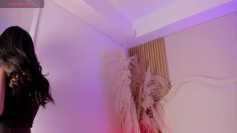 victoria___jonnes online show from September 25, 2025, 2:43 pm