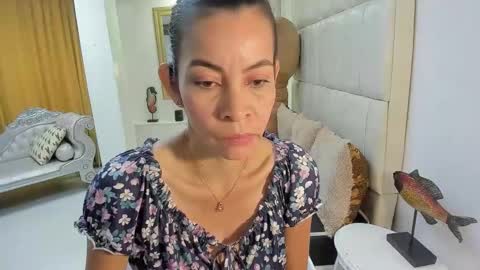 Victoria  grey  online show from March 23, 2026, 7:07 pm