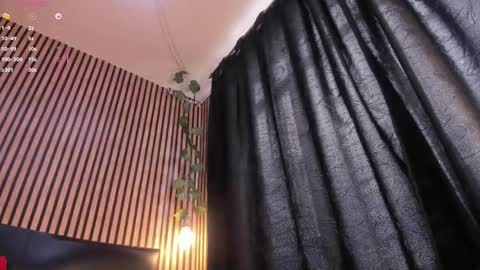 victorira online show from September 8, 2025, 8:19 pm