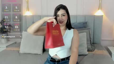Snapshot of victoria_bourne chatting on April 23, 2026, 7:16 pm victoria online show from April 23, 2026, 7:16 pm