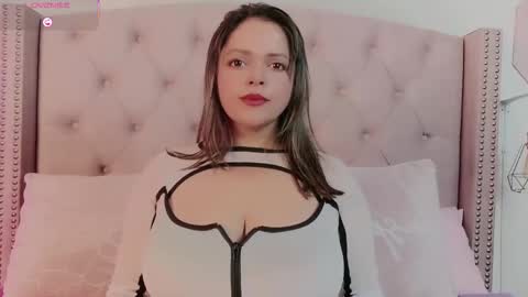 victoria_cherry_ online show from March 2, 2026, 11:28 am