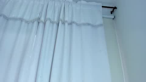 valentina online show from September 27, 2025, 11:37 am