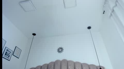 valentina online show from October 10, 2025, 11:53 am