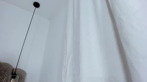 valentina online show from October 18, 2025, 11:33 am