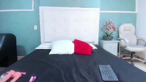    online show from June 19, 2026, 1:37 pm