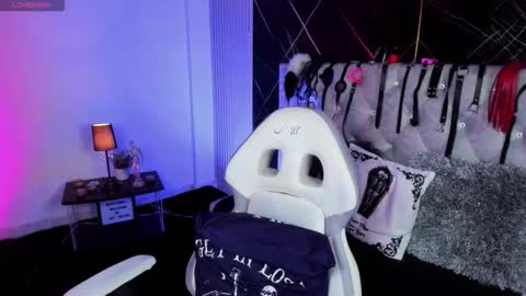 victoria_floyd1 online show from May 23, 2026, 2:06 am