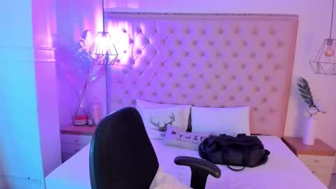 Snapshot of victoria_kitt chatting on September 11, 2025, 7:58 pm victoria_kitt online show from September 11, 2025, 7:58 pm
