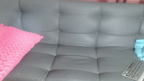 Snapshot of victoria_miler chatting on February 2, 2025, 8:35 am VICKY online show from February 2, 2025, 8:35 am