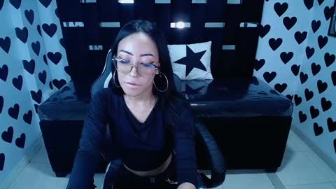 Victoria  online show from February 12, 2025, 4:33 pm