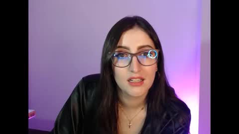 Victoria online show from January 2, 2025, 10:33 pm