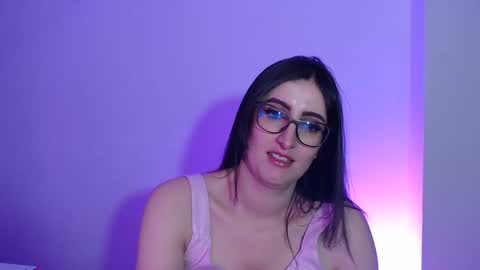 Victoria online show from January 28, 2025, 11:39 pm