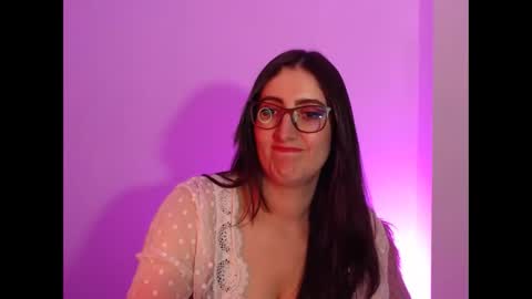 Victoria online show from February 4, 2025, 7:55 pm