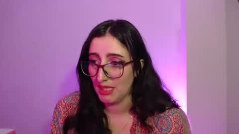 Victoria online show from February 19, 2025, 8:52 pm