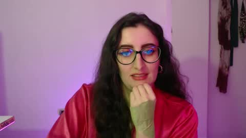 Victoria online show from October 14, 2025, 9:48 pm