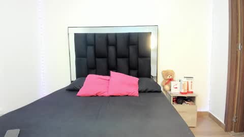 VICTORIA online show from February 26, 2025, 12:03 pm