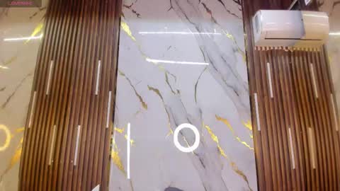 Victoria  online show from March 1, 2026, 8:00 pm