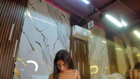 Snapshot of victoriaduarte chatting on May 20, 2026, 8:26 pm Victoria online show from May 20, 2026, 8:26 pm