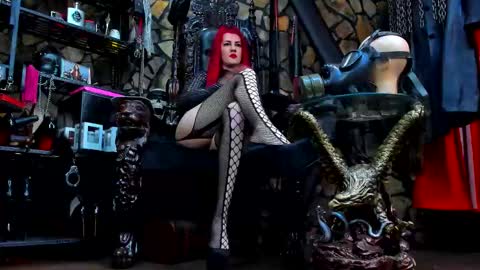 Victoria Heller online show from September 13, 2025, 5:51 am